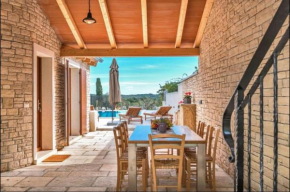Villa Genesis - Stadtvilla Marčana Istrien - mit privatem, beheizbaren Infinity Pool und Olivengarten